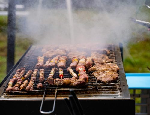 ARRIVAGE DE LA VIANDE A BARBECUE